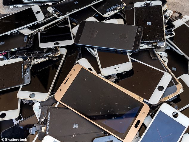 apple makes a major change that makes it easier to repair iphones