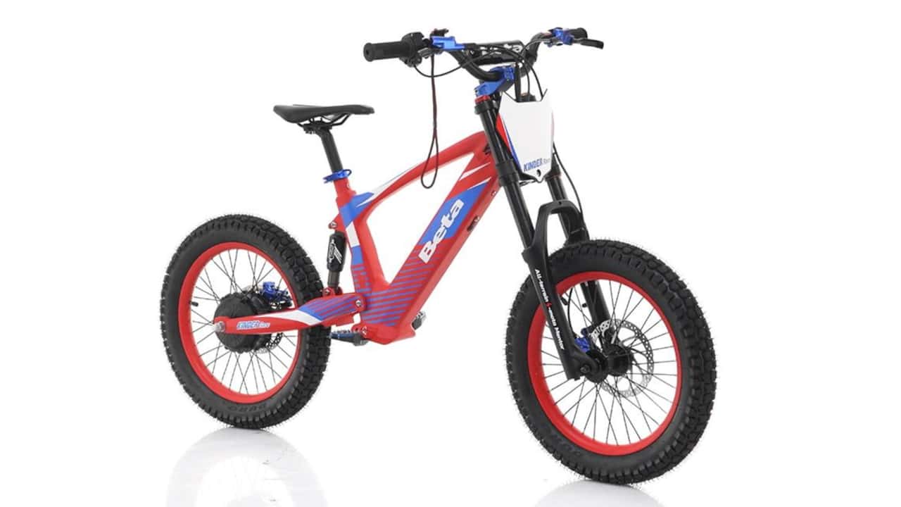 get your kids on two wheels with beta’s e-kinder race e-bikes