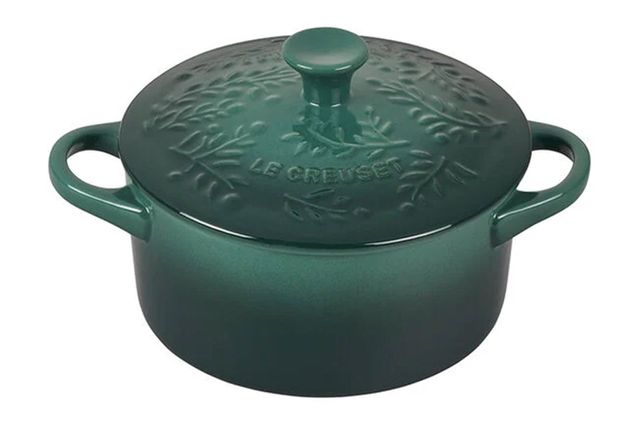 this le creuset collection has been on my wishlist for years, and it’s finally on sale