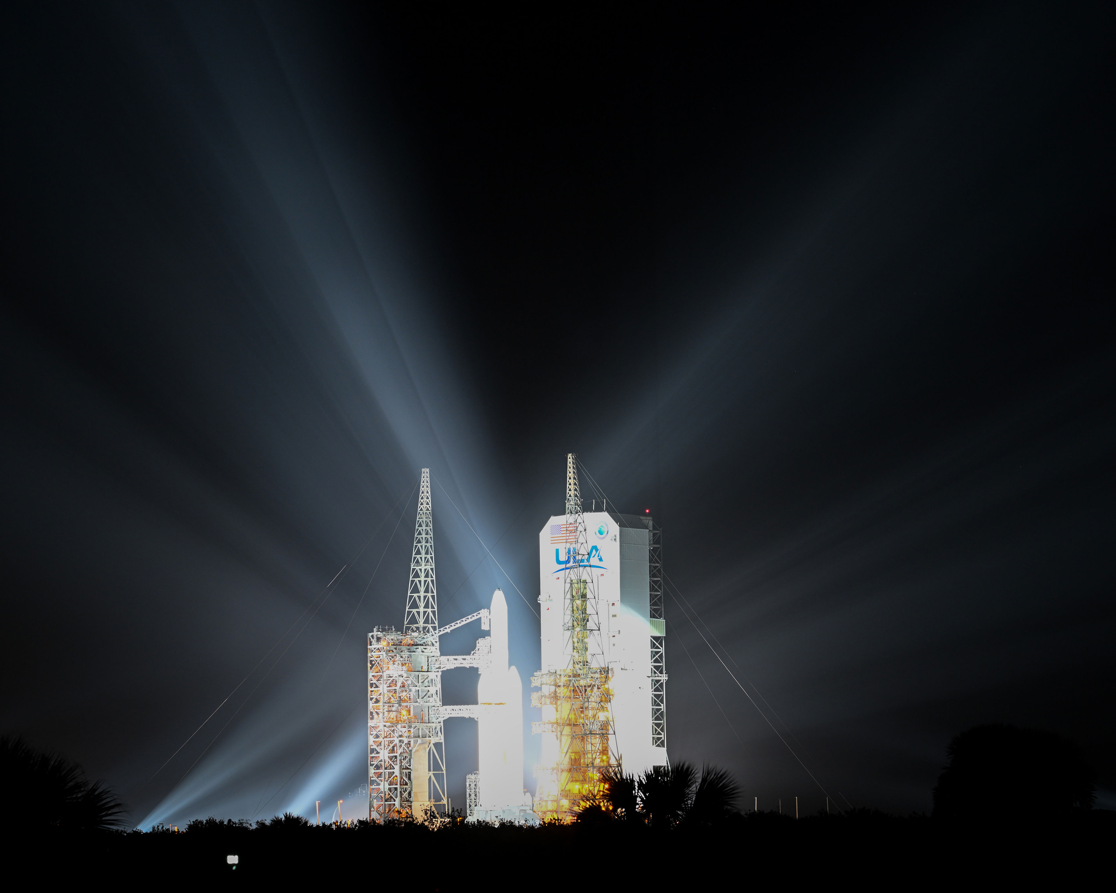 All the best pictures from the final Delta IV Heavy rocket launch that ...