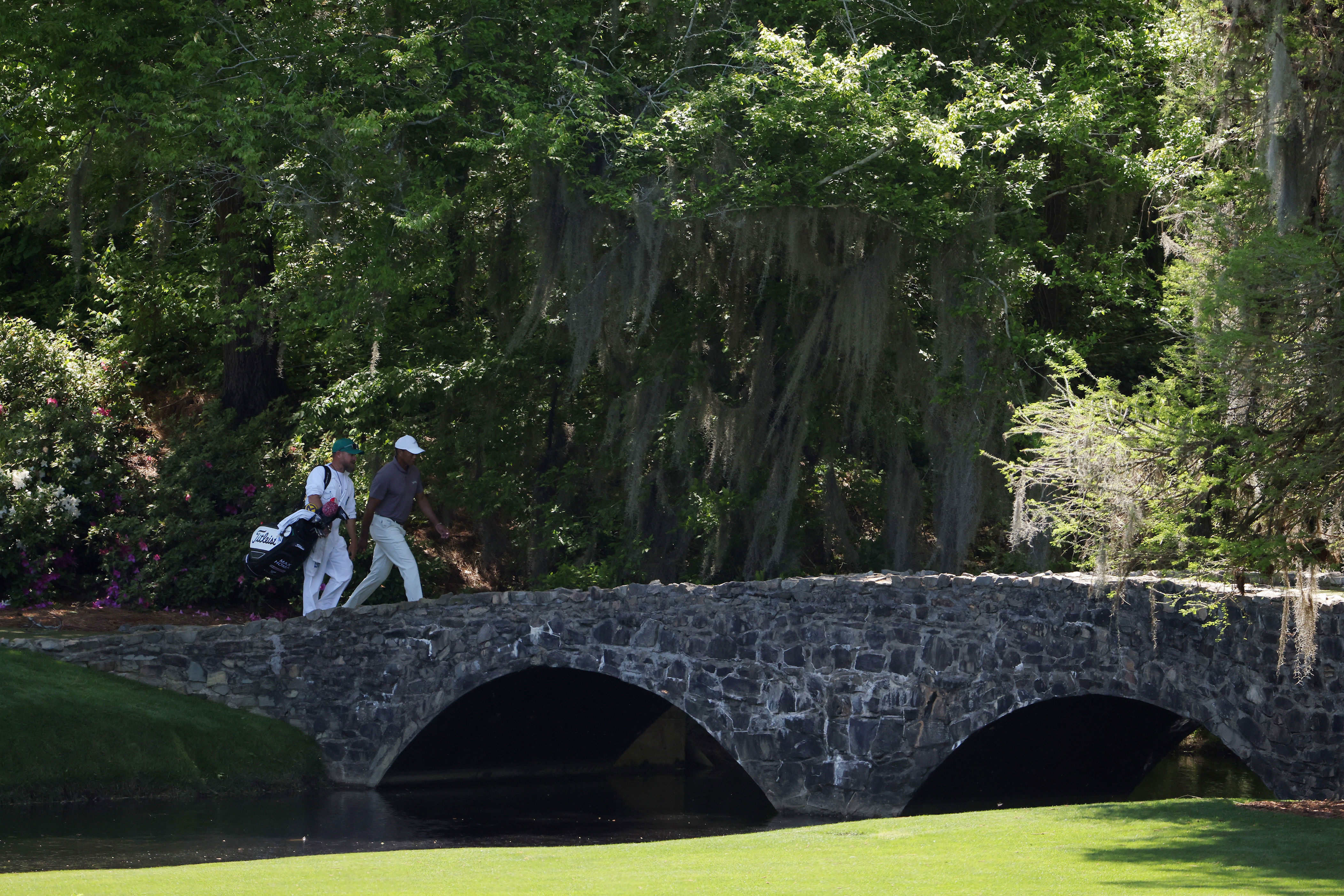 the masters 2024 live: leaderboard and latest updates as mcilroy chases scheffler and dechambeau