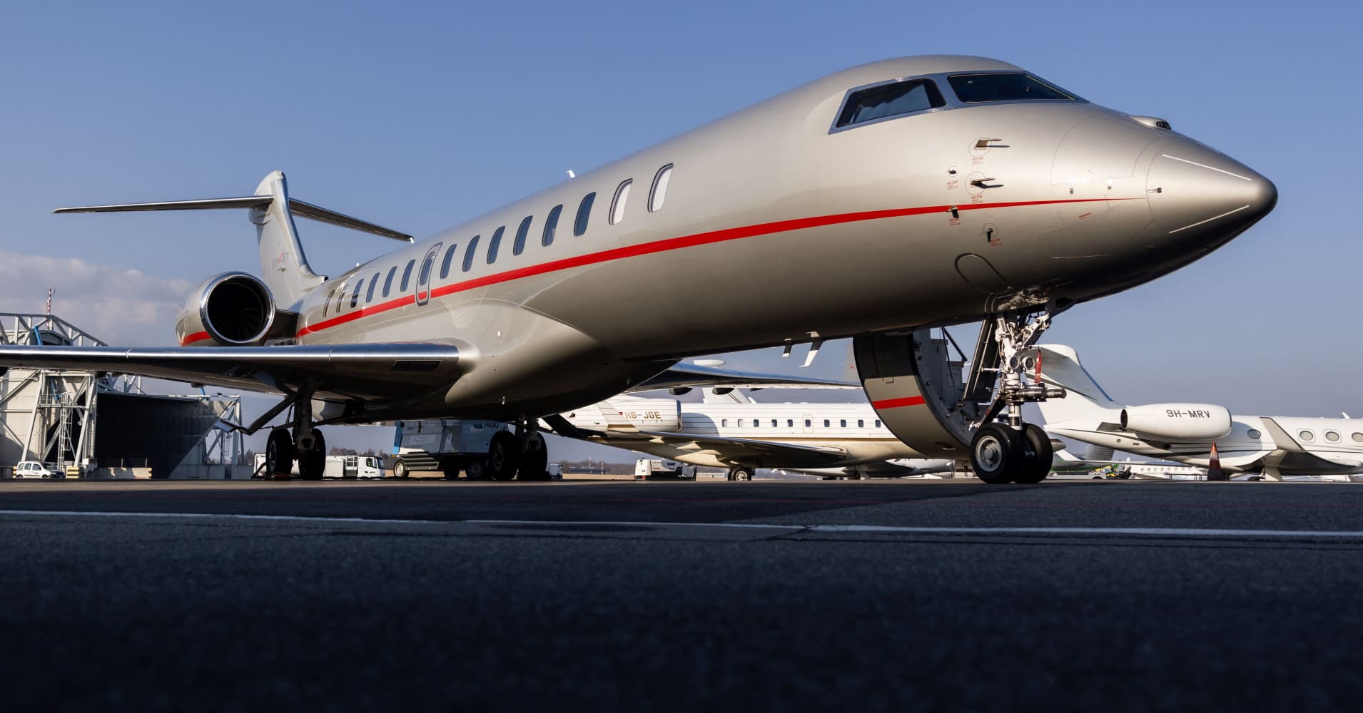 how bombardier is cashing in on business elite's love affair with private jet travel
