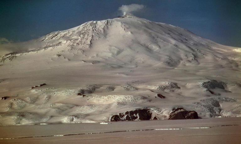 Mount Erebus (Source: De Agostini Editorial)