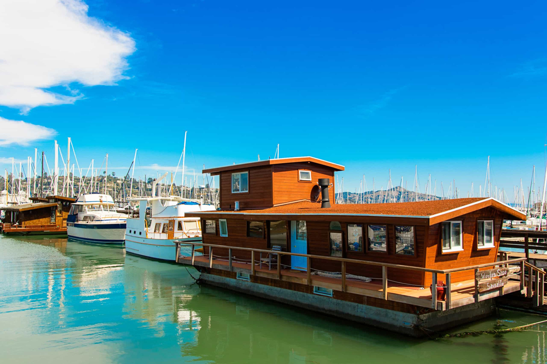 The pros and cons of living on a houseboat