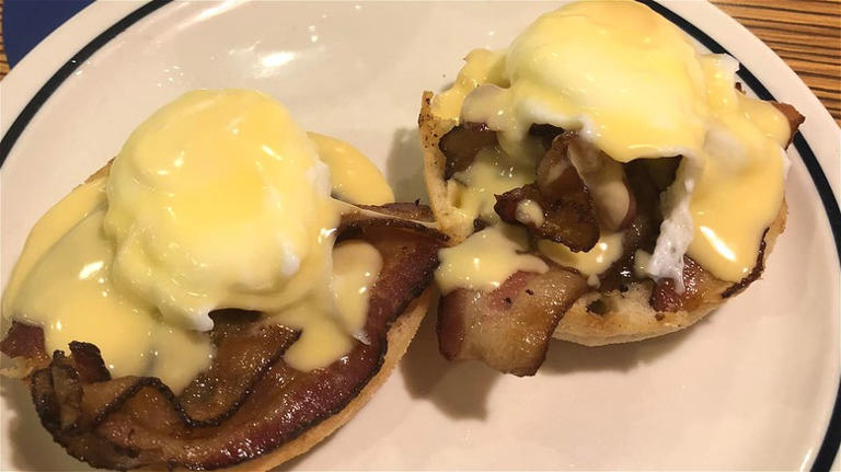 Chain Restaurant Eggs Benedict Ranked Worst To Best, According To Customers