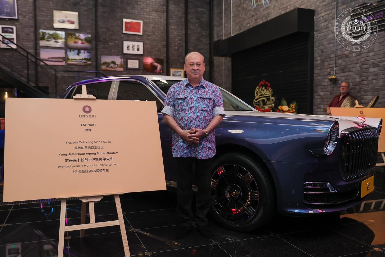 all about the king’s new luxurious ride, china’s hongqi l5