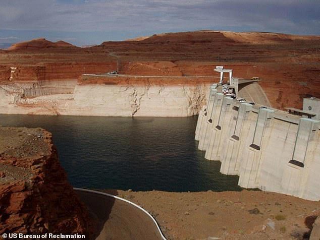 Damages to major US dam could spark water crisis