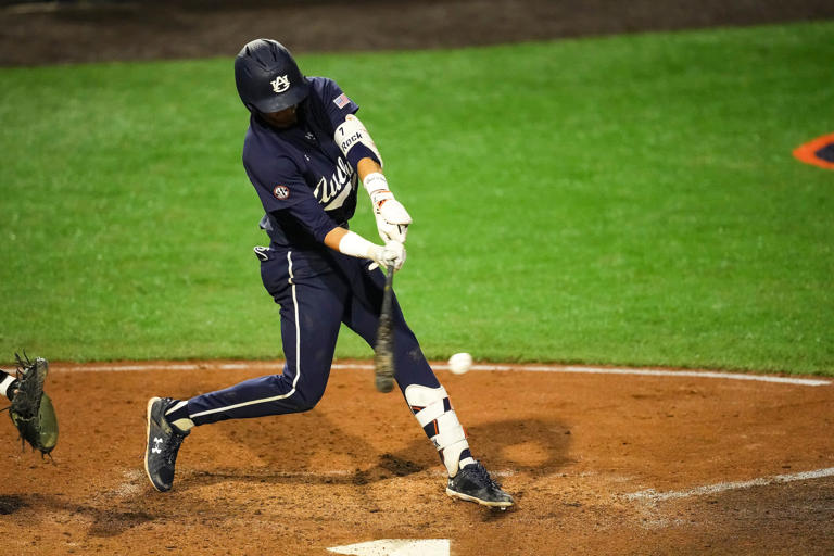 Recap: Auburn baseball drops doubleheader, gets swept in Starkville