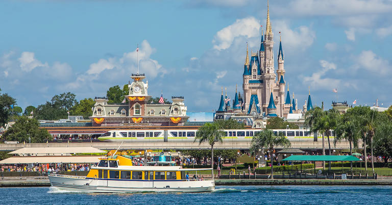 Should You Take a Disney World VIP Tour? Here’s What the Experience is Like