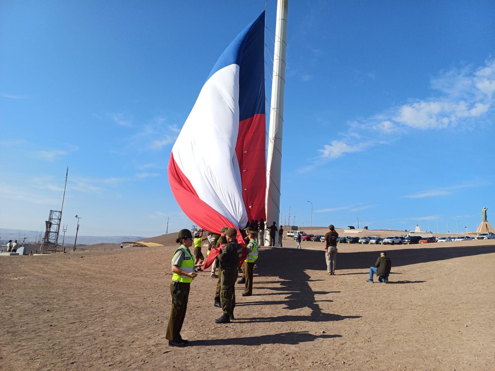 rememorando al teniente emmanuel sánchez: carabineros realiza izamiento de la bandera en su 97° aniversario en arica
