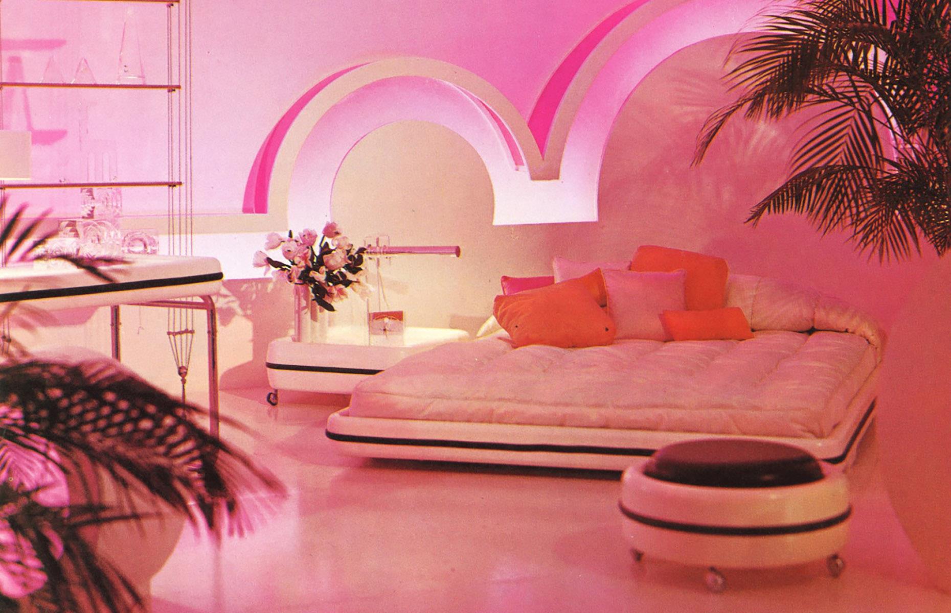 30 Groovy Retro Bedrooms From Decades Past