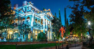 Haunted Mansion Holiday overlay at Disneyland