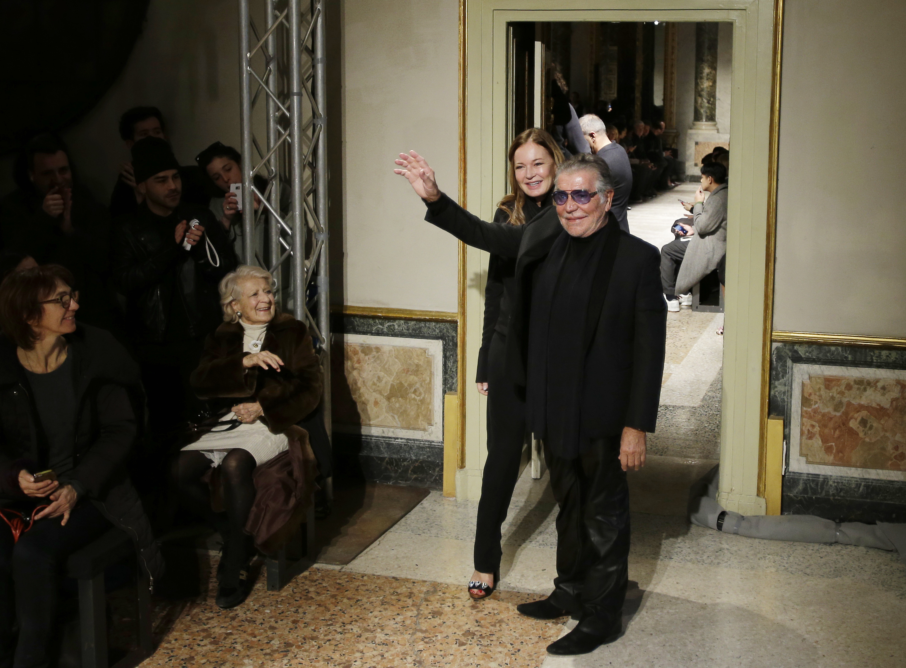 flamboyant italian fashion designer roberto cavalli dies aged 83