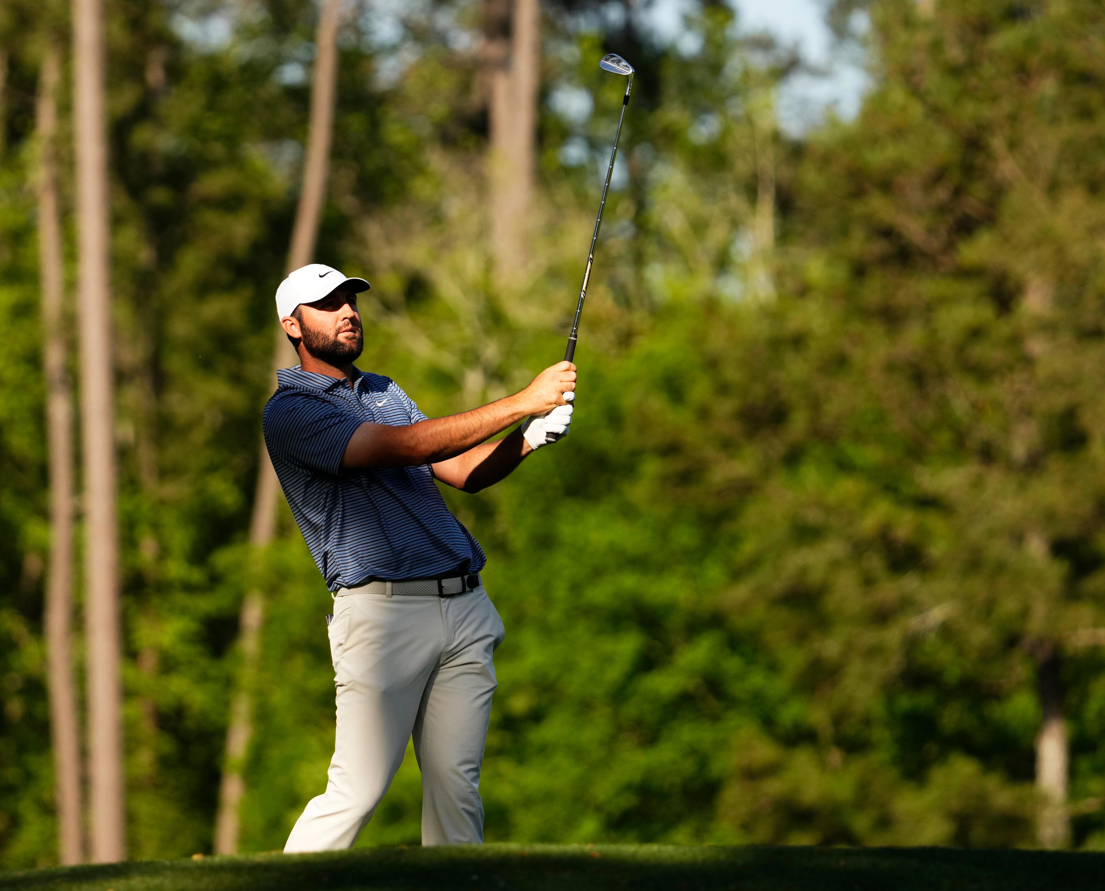 Masters replay Scottie Scheffler tied for lead, Tiger Woods makes cut