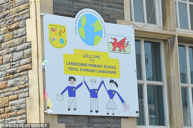 furious parents blast claims by welsh labour that children are turning down free school meals because they prefer processed foods instead