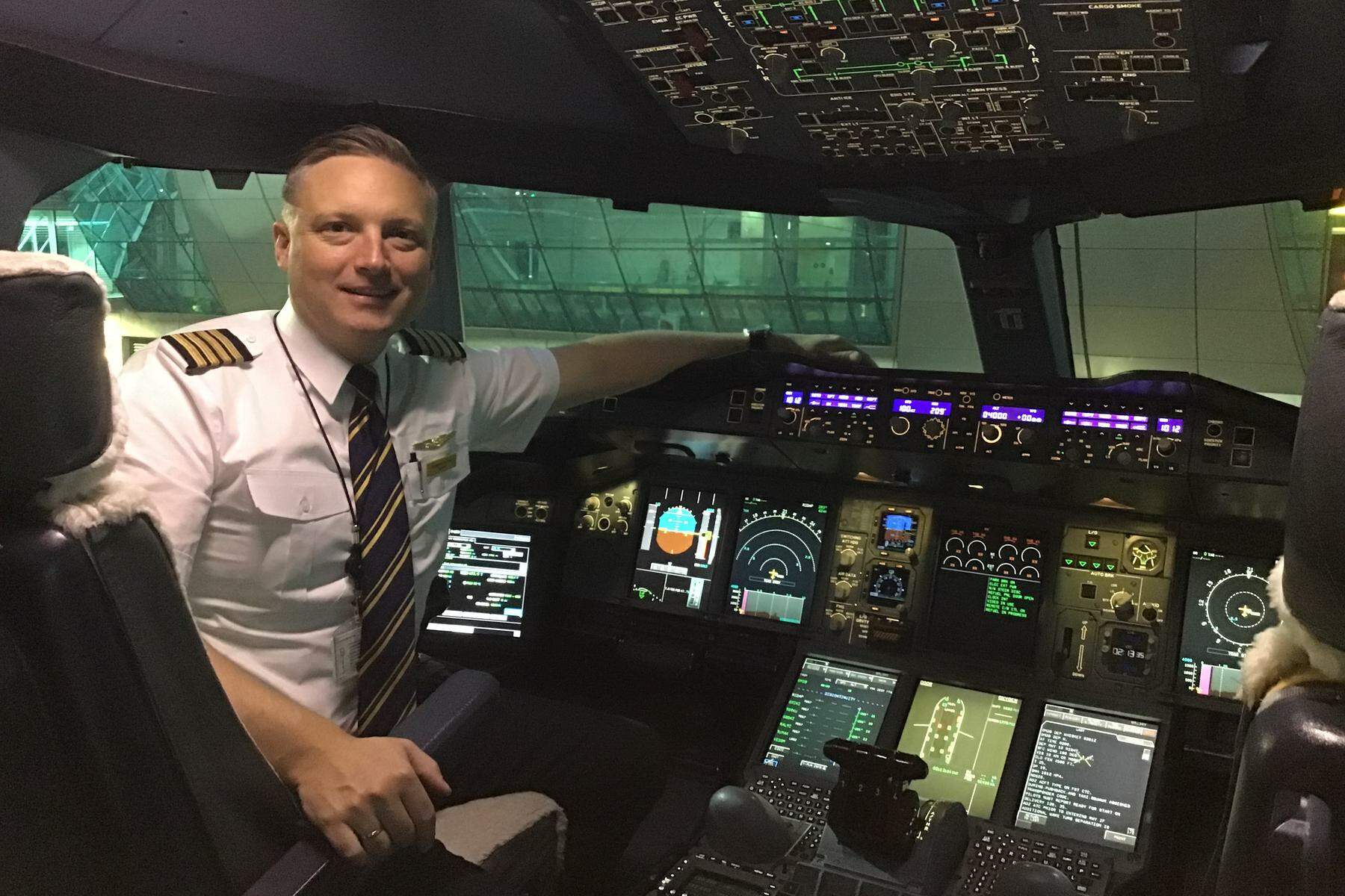 kapitän bei airline emirates: eine karriere über den wolken: so fliegt sich ein airbus a380