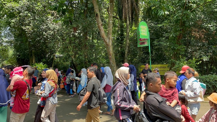 wisata murah meriah di ibu kota, ragunan penuh di h+3 lebaran