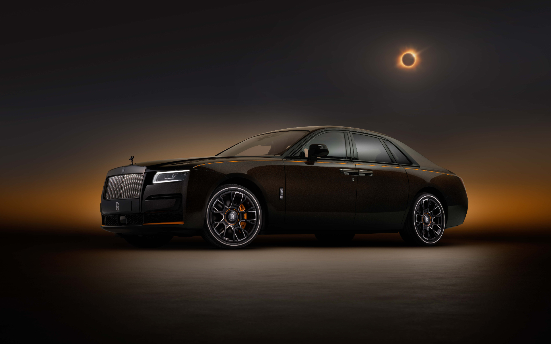 5 standout features on the Rolls Royce Black Badge Ghost Ékleipsis