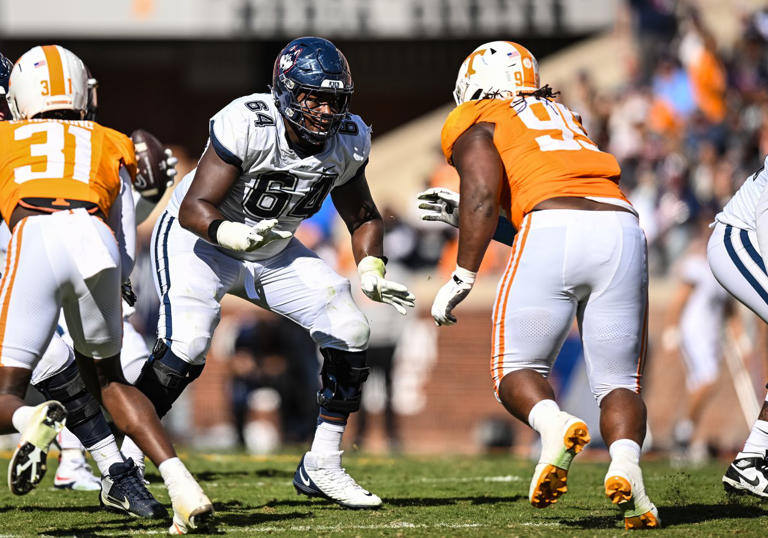 Buccaneers NFL Draft target: Guard Christian Haynes, UConn