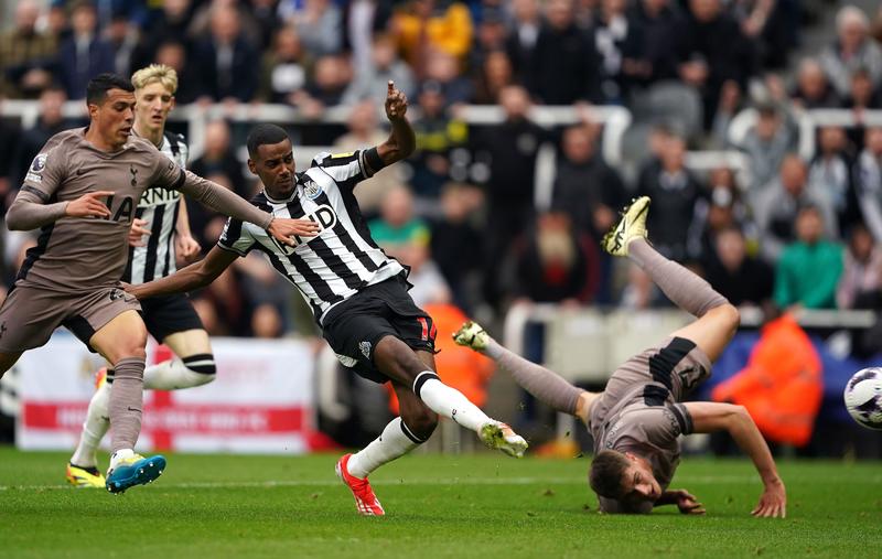 Alexander Isak Breaks 20-goal Barrier As Newcastle Hit Spurs For Four