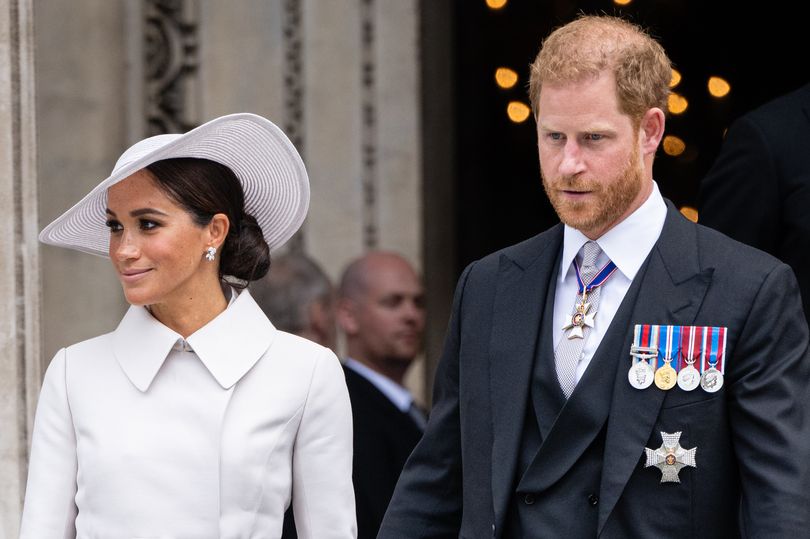 prince harry and meghan markle 'planning their escape route' from the united states