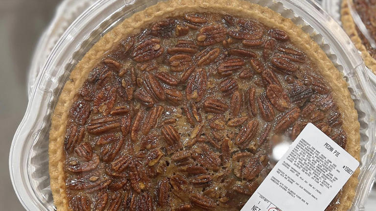 13 Costco Bakery Desserts, Ranked