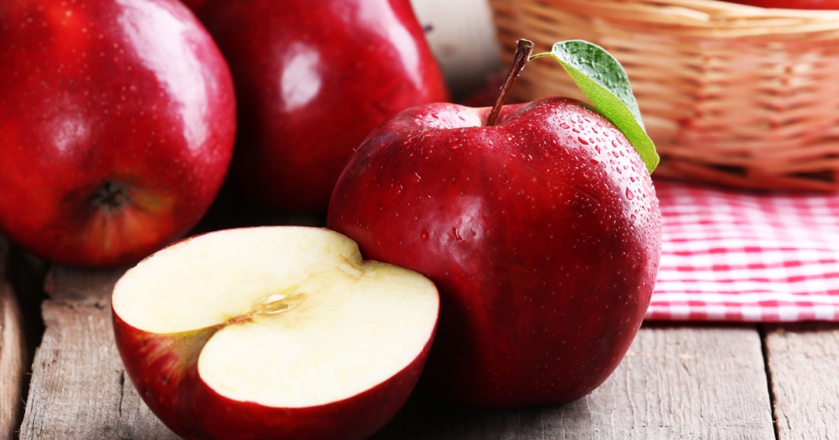 ældgammelt trick virker stadig: sådan holder du dine æbler friske i længere tid