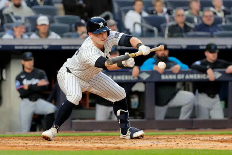 Potential DJ LeMahieu infield replacement Jon Berti hits Yankees