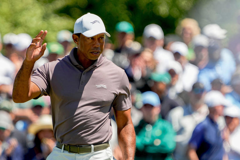 Tiger Woods shoots careerworst round at Masters to fall to bottom of