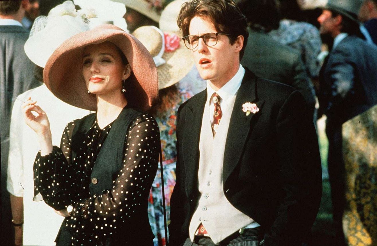 a 30 años de cuatro bodas y un funeral: la historia de un clásico de la comedia romántica