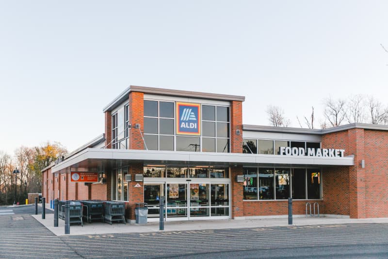 You’ll Want to Buy This 5 Rattan Aldi Candle in Bulk (It Keeps Bugs Away!)