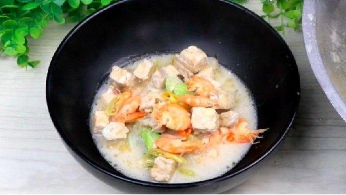resep masakan khas lebaran ketupat,tak melulu opor ayam,sayur lodeh tempe udang spesial juga enak