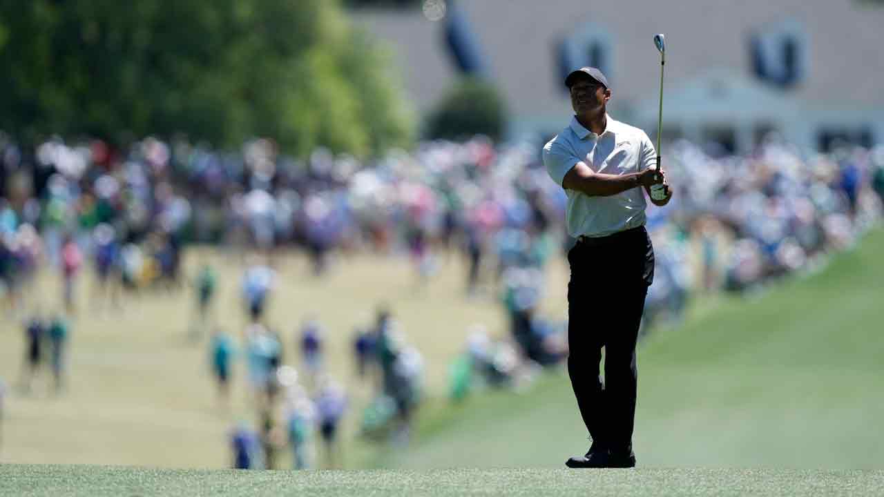 tiger woods drops to bottom of masters’ leaderboard after first nine holes