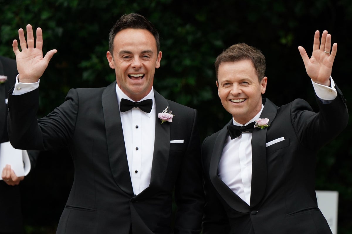 ant and dec say ’emotional’ goodbye to saturday night takeaway