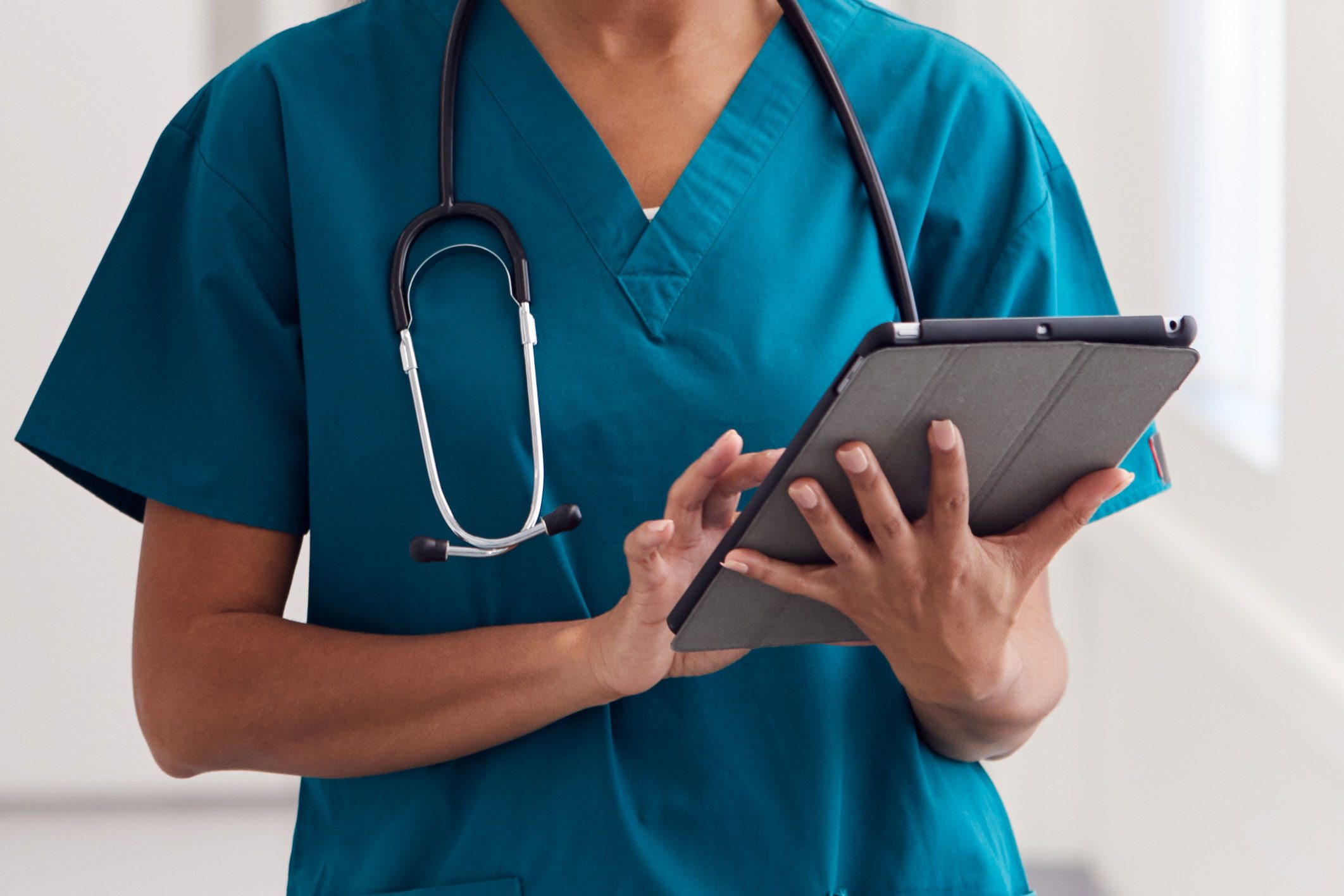 19-etiquette-mistakes-you-re-making-at-the-doctor-s-office