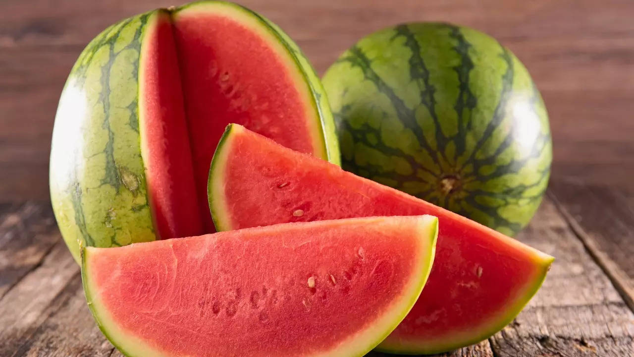 how to, 9 benefits of having watermelon and how to check if it’s injected with colour