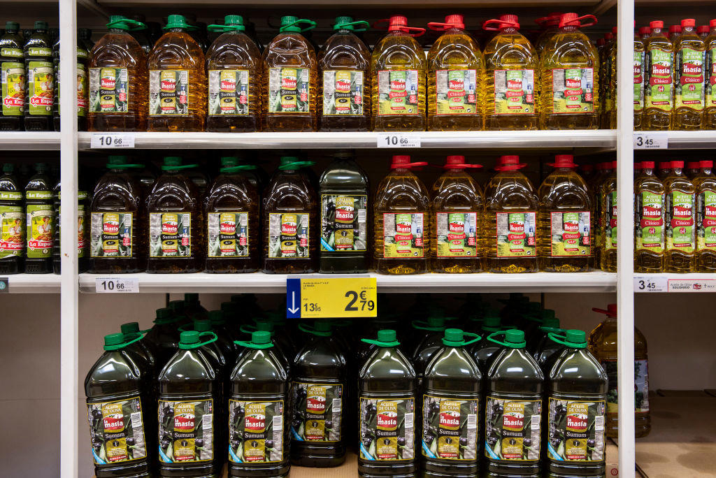el primer día sin iva deja tres de los mejores aceites de oliva a 6 euros