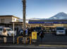 Instagram-famous Japanese store near Mount Fuji issues apology in response to overtourism<br><br>