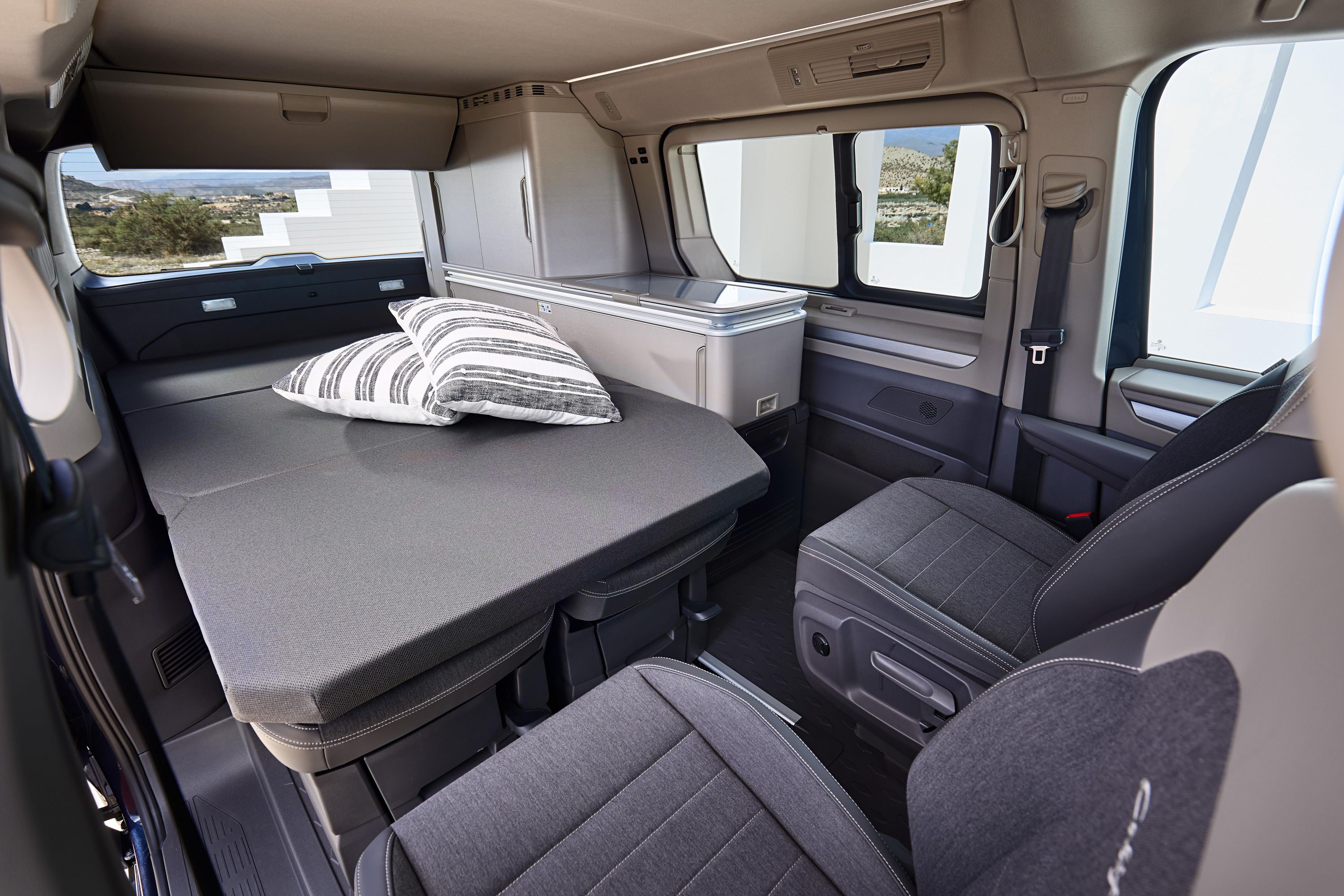 california dream a reality for volkswagen australia with new camper van