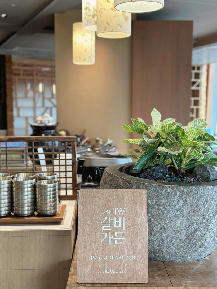 ‘서울 한복판 갈비 성지’로 변신한 동대문 호텔 직접 가보니