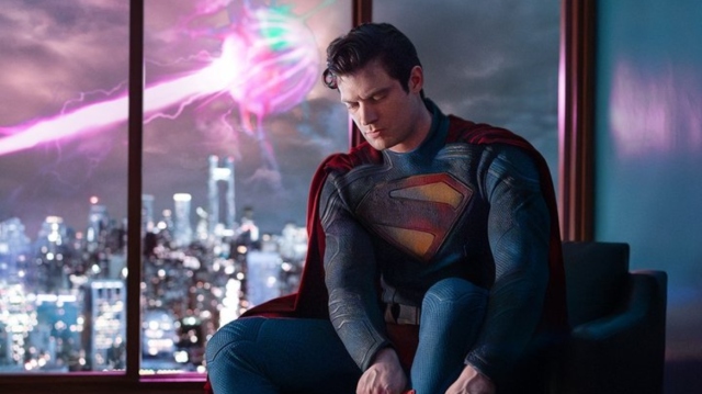 superman: στη δημοσιότητα η πρώτη εικόνα του ντέιβιντ κόρενσουετ ως ο σούπερ ήρωας