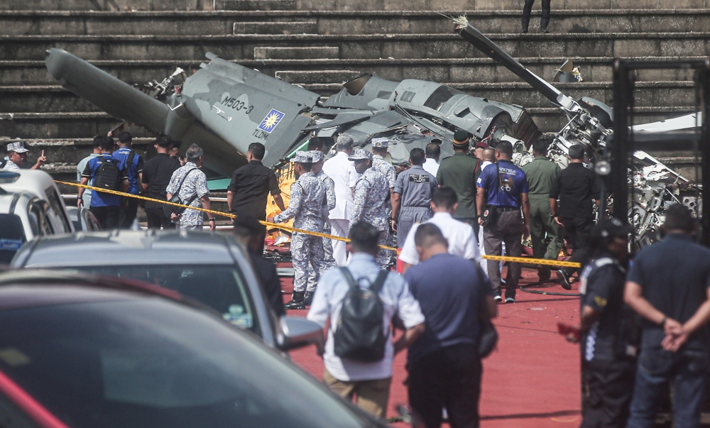 fahmi: interim report on navy chopper crash to be published tomorrow