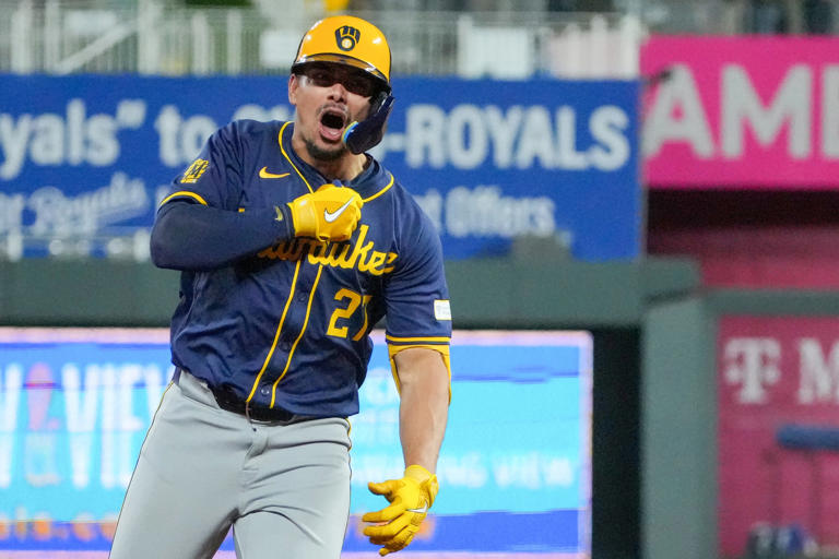 Brewers 6, Royals 5 Willy Adames' ninthinning home run caps late two