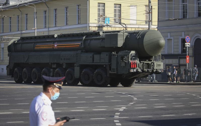 signs of russian preparations for nuclear weapon deployment: pentagon's response