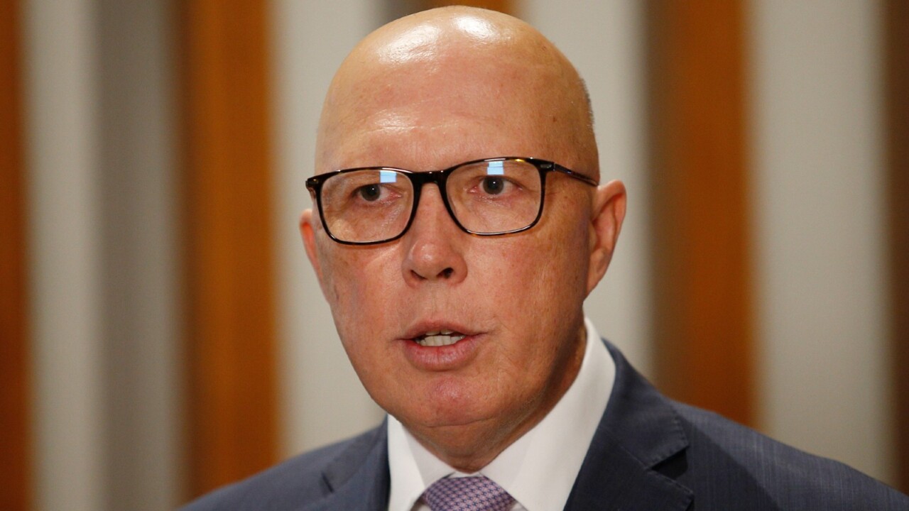 ‘it will not be tolerated’: dutton calls for pm to contact china over flare stunt