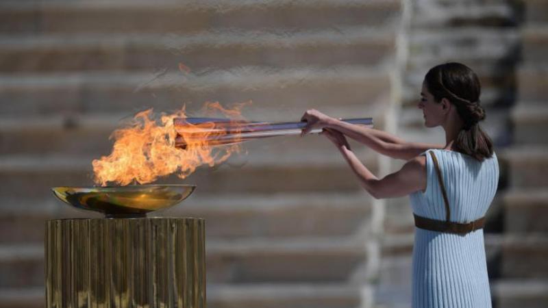 france : suivez l’arrivée de la flamme olympique en direct vidéo