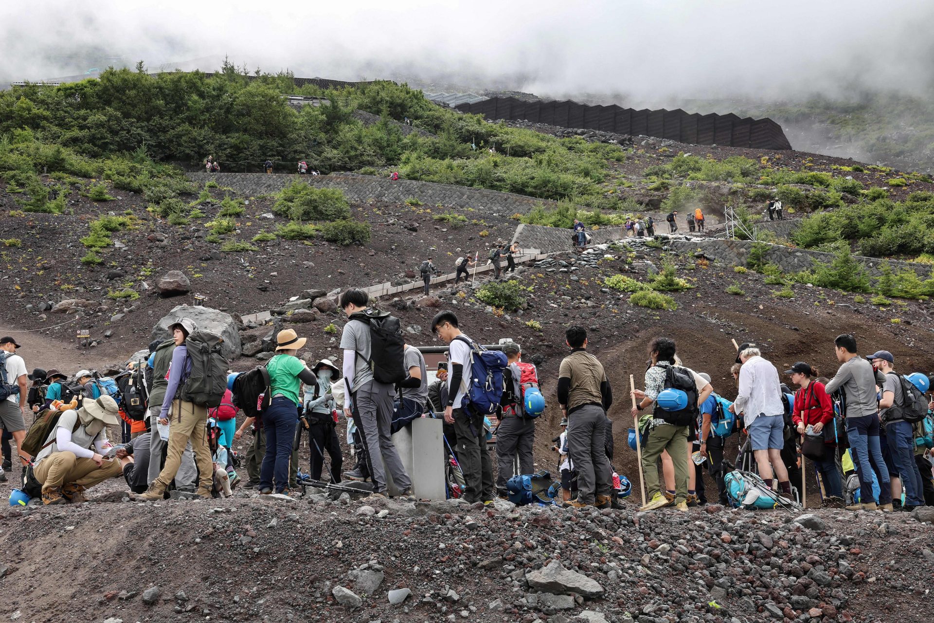<p>According to The Guardian, starting this summer, the most popular route to climb Mount Fuji will be charged. Tourists will pay around 15 dollars to access it, with capped passes to avoid clutter.</p>