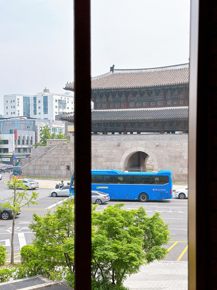 ‘서울 한복판 갈비 성지’로 변신한 동대문 호텔 직접 가보니