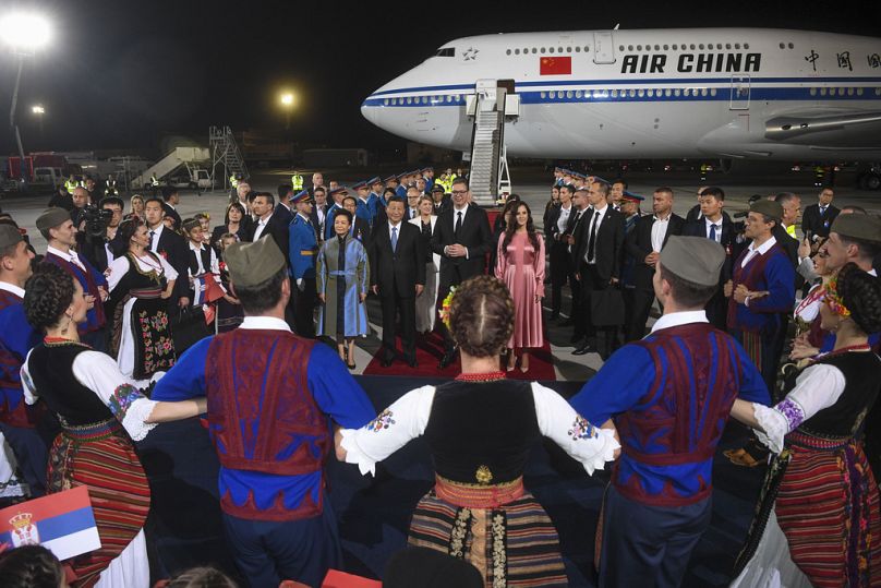 serbiens zweitgrößter handelspartner: chinas präsident xi jinping in belgrad angekommen