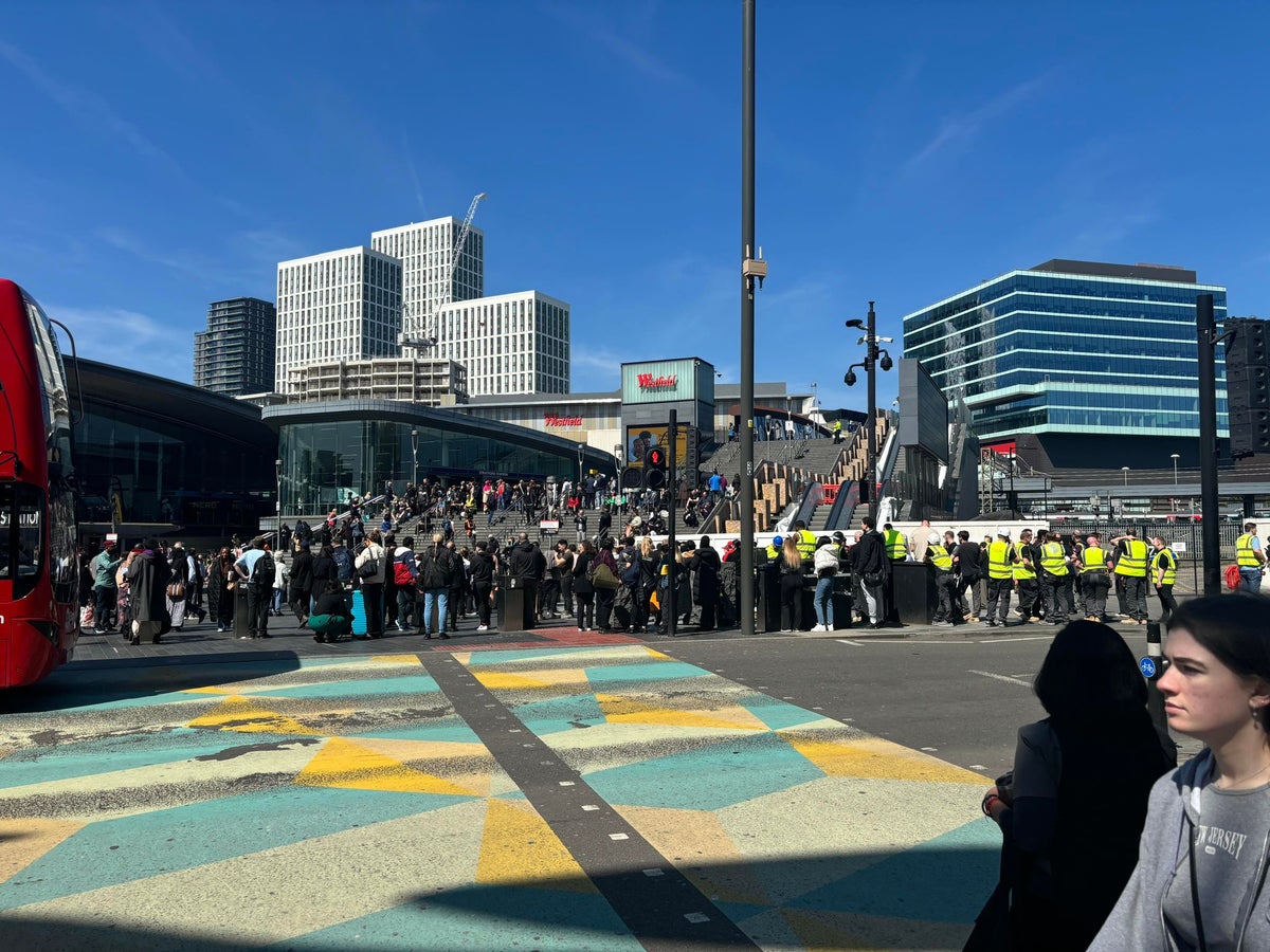 westfield stratford evacuated over 'bomb scare'